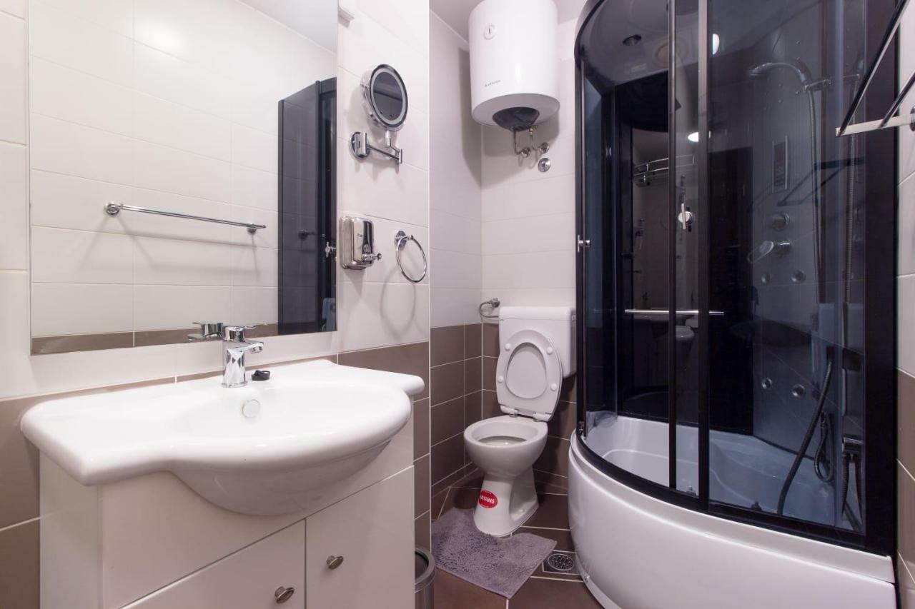 Sea View Apartments With Jaccuzzi Podstrana Esterno foto